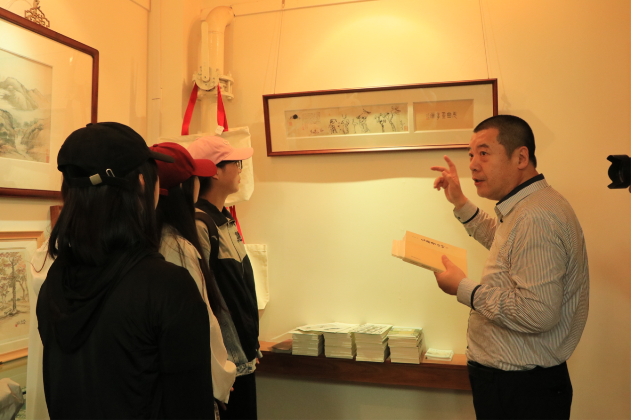 墨韵书香润艺心，学风建设正当时——公司学子参加《光朗堂诗草》读者见面会